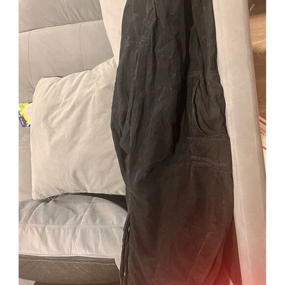 American Eagle AE Corduroy Cargo Pants - Picture 3 of 4